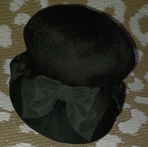 Elegant Black Hat with 3 Bows